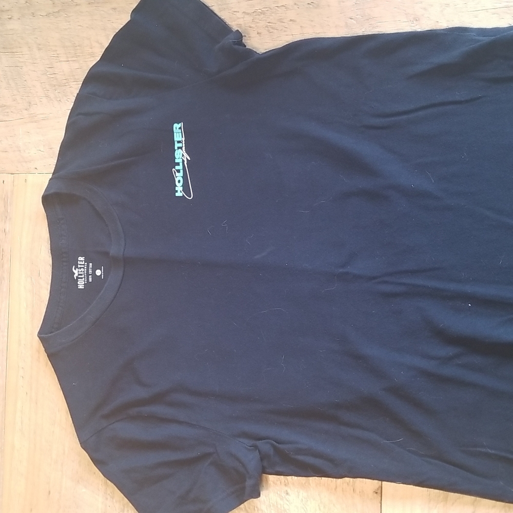 Hollister shirt